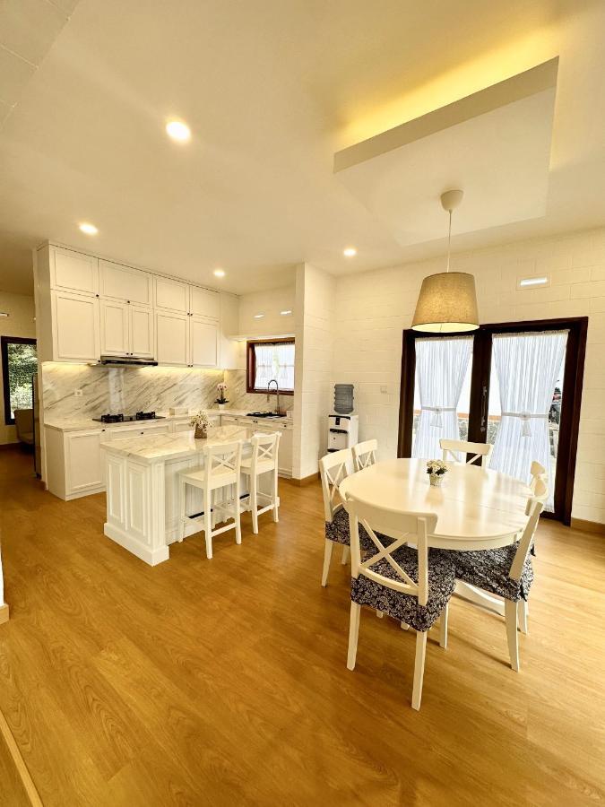 Villa Putih Le Cordon บันดุง ภายนอก รูปภาพ